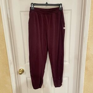 Vuori Women’s Burgundy Drawstring Jogger Pant